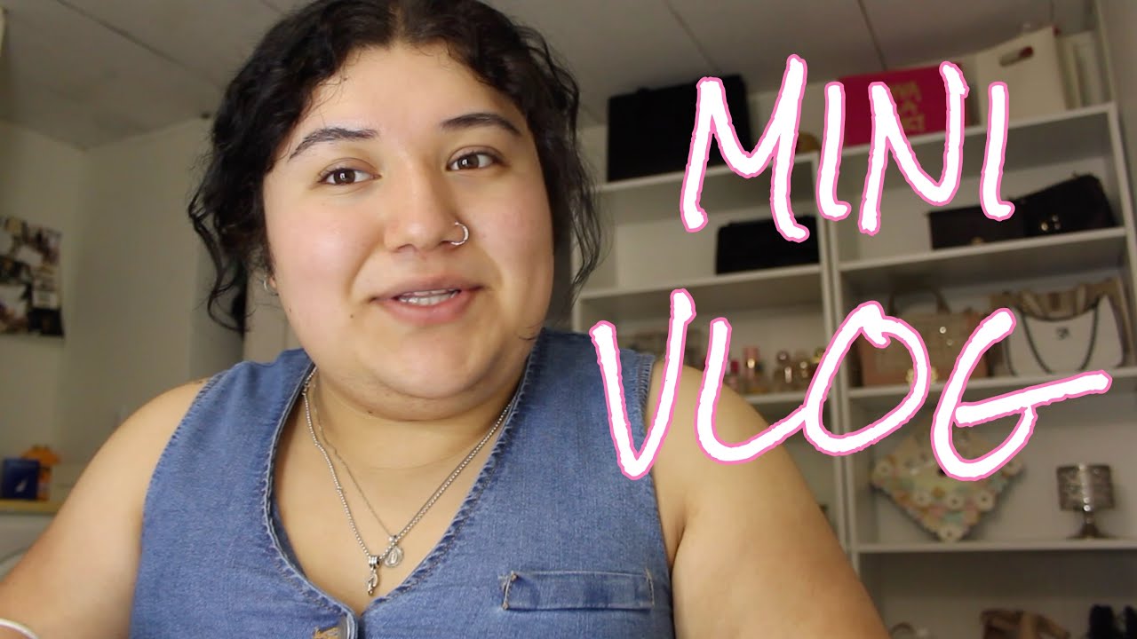 Mini Vlog Decorating A Cake Haul Youtube