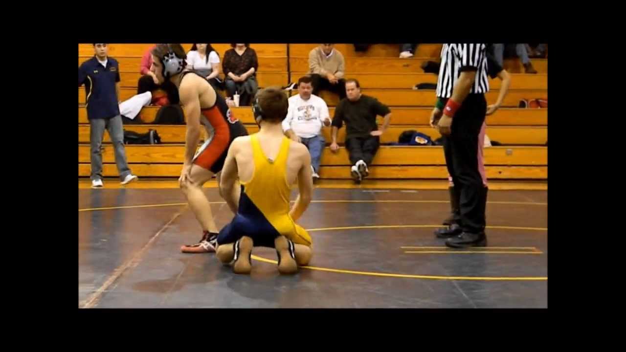 Wickliffe Vs. Mentor B Wrestling - YouTube