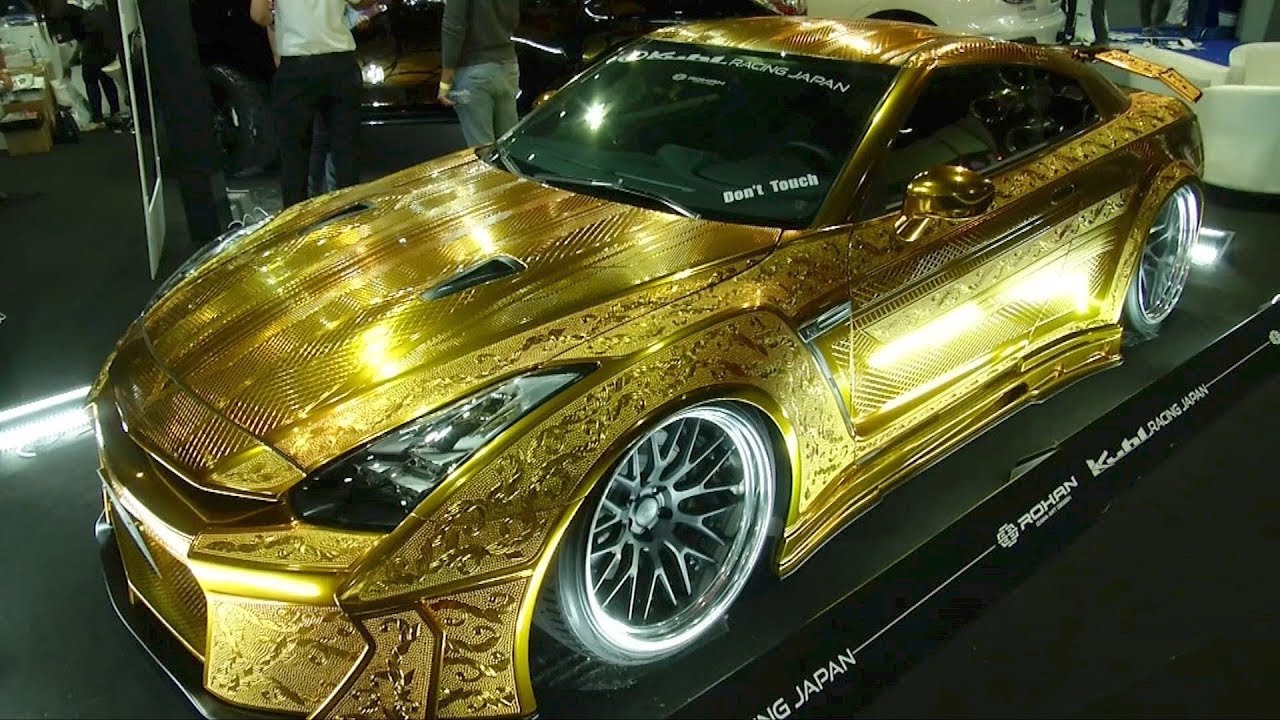 One Million Dollar Gold-engraved Car Dazzles At Dubai Motorshow - YouTube