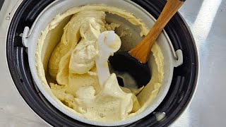 מתכון לגלידה וניל עשיר מחלב עזים-Rich vanilla ice cream from goat's milk-