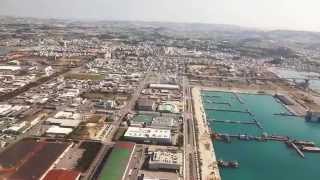 沖縄の絶景を眺めながら那覇空港へ着陸