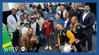 WWE superstars help open new workout room