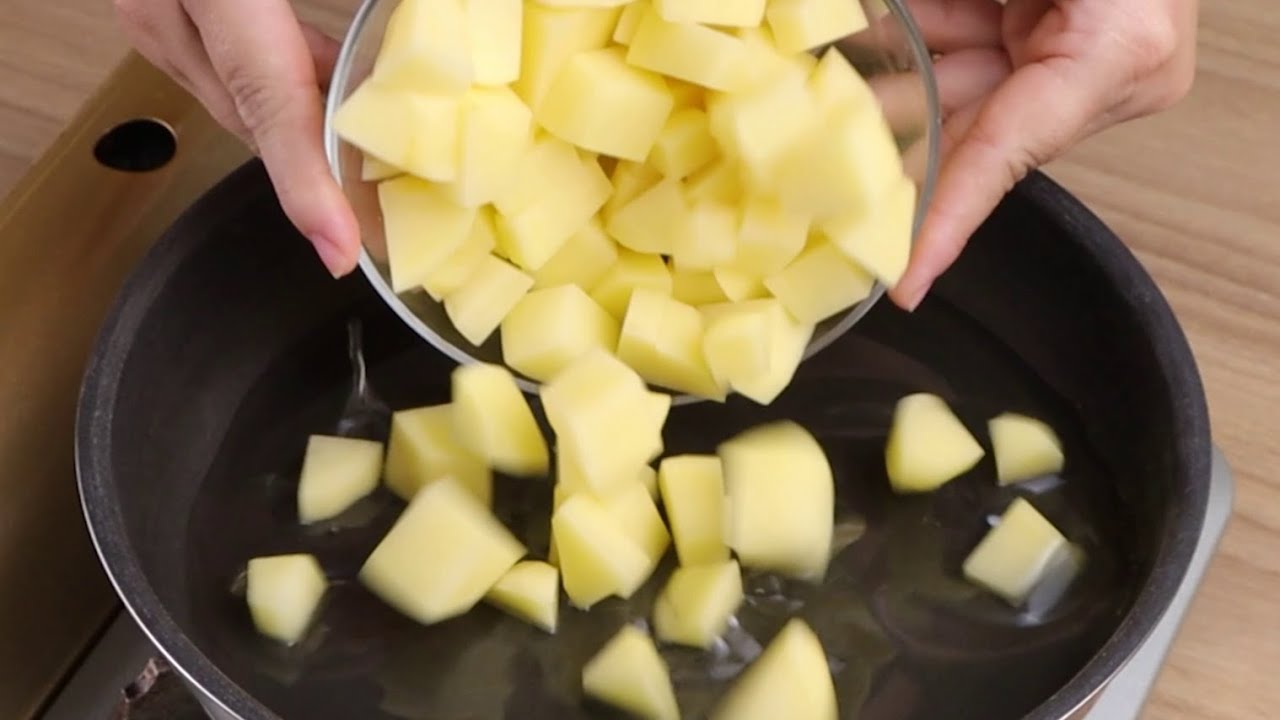 Patatas Al Horno Como Nunca Antes Las Habías Visto. Una Receta Práctica ...