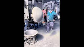 The manufacturing process of uncoated iron woks. #workers #craft #satisfying