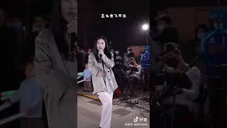 沙粒小姐 #翻唱 《醉酒的蝴蝶》 #广场舞