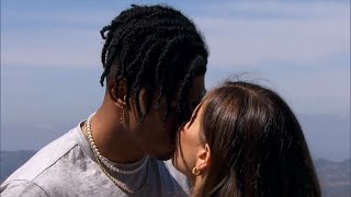 Gabby & Nate First Kiss on The Bachelorette 19x02 (July 18, 2022)