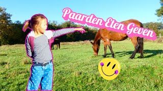 🐎 DE PAARDEN ETEN GEVEN - Juliette op de Boederij Frankrijk  #001