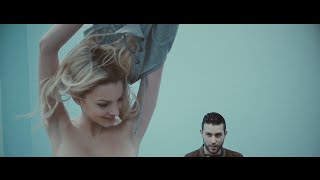 Maarten Cox - Als Ze Me Kust (Officiële Clip)