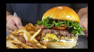 The PERFECT BURGER Recipe with a Hokkaido Milk Bun.  This Juicy Burger will blow you mind! | How to