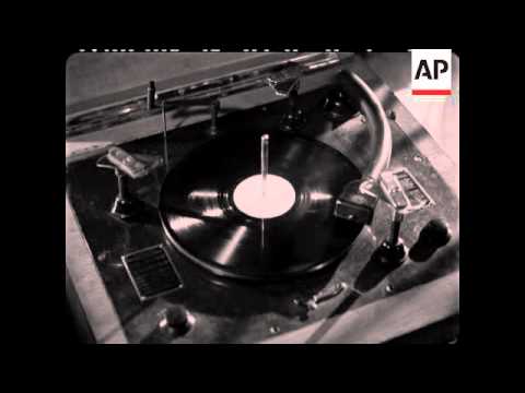 RECORD PLAYERS - B/W - NO SOUND - YouTube