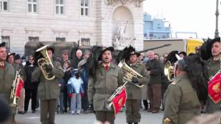 Festa per la ricorrenza del 56o ritorno di Trieste alll'Italia