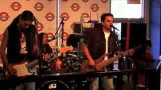 Los Lonely Boys live @ Waterloo Records "Staying With Me"