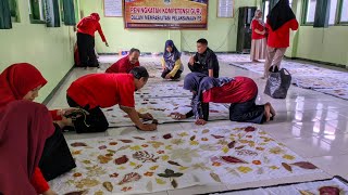 Pembuatan Ecoprint oleh guru karyawan SMPN 2 Bawang