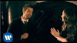 Pablo Alboran - Donde Esta El Amor Ft Jesse And Joy Videoclip Oficial