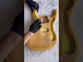 雑な塗装がされたギターボディを綺麗に再生しました repair restoration cleaning guitar ジャンク mosrite ギター