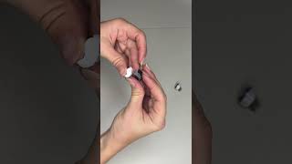 A Step By Step Guide To Perfectly Applied Eyelashes