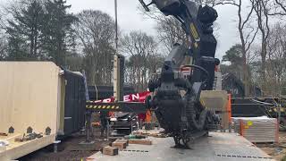 Transporteren, hijsen en monteren op het vakantiepark in Rolde