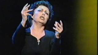 elaine paige as piaf