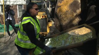 City to pick up large trash items for free