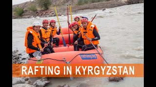 Рафтинг в Боомском ущелье по реке Чу, Кыргызстан. Rafting on the Chu river in Boom Gorge, Kyrgyzstan