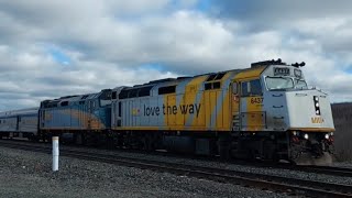 (Full Video) VIA The Canadian w/ F40PH 6437 \u0026 6412 Blocks the crossing!