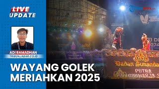 Antusiasme Warga Bandung Saksikan Pagelaran Wayang Golek untuk Sambut Momen Tahun Baru 2025