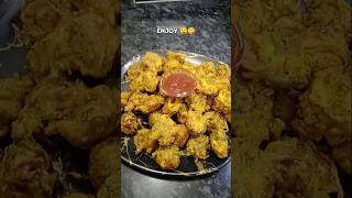 Crispy Methi Ke Pakode 😋🤤| Methi na Gota Recipe | #shorts #food #methipakoda #cooking #viral