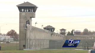 Senator: Panel needed to continue Nebraska prison oversight