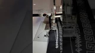 Oscillating Hook Versus Rotary Hook Bobbin...Which One Wins?