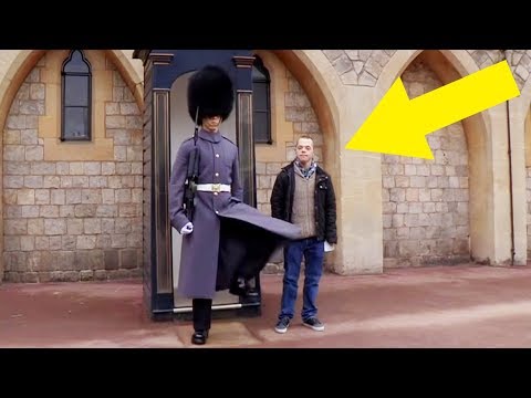 This man with Down syndrome approached a Queen's guard and the soldier's response was surprising