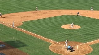 Myers catches Reds napping, steals home