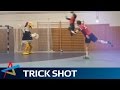 Flensburg's flying wings & mascot SiGi in the Trick Shot Showdown