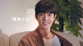 肖战：开小灶广告拍摄花絮，好乖巧的大男孩。Xiao Zhan: Kaixiaozao commercial shooting highlights, such a lovely big boy.