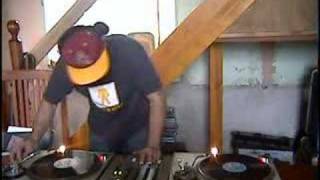 A fast mix of 7 toons on a set of  technics sl1200