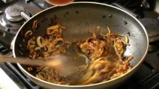 Making an onion gravy