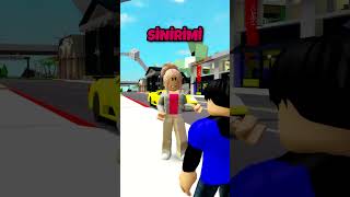 NAZİK ÇOCUK EVSİZ ADAMA YARDIM EDİYOR AMA... 😲 #roblox #brookhaven #shorts