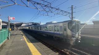 阪和線225系5100番台普通和歌山行き　　六十谷発車！