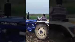 baach gya Aaj to tractor 😱#viralvideo #masseyferguson241 #farmtrac45#automobile #trending