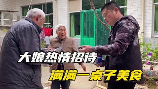 ‘好马不吃回头草’提肉继续寻找有缘人，热心大娘特意为我煮米饭【海派高手】