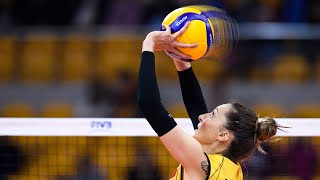 The Art of Maja Ognjenovic | Most Creative Volleyball Setter (HD)