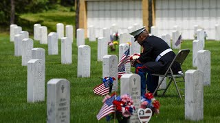 Fort Snelling honors fallen veterans with Memorial Day ceremony