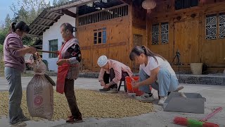 贵州小娟帮朋友买花生，看到娘家长满蔬菜的菜园，忍不住搜两大包【贵州小娟】#youtube發燒影片流行榜 ＃農村 ＃农村美食 #田园生活