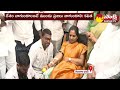 mlc kalvakuntla kavitha donates blood telangana bhavan sakshi tv