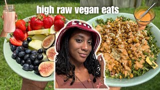 What I eat in a day HIGH RAW VEGAN🌱 | spicy kale salad, pb jelly protein smoothie