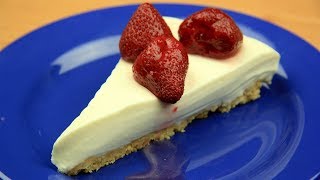 Nepečený cheesecake s ovocem se přímo rozplývá na jazyku