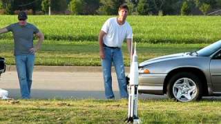 Estes Saturn 1B Maxi-Brute model rocket launch