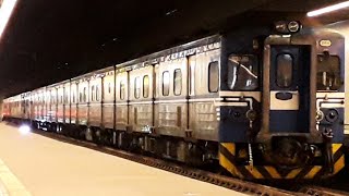 2020/02/02 08:48 臺鐵  3137次 EMU500型半優化彩繪區間車 高雄1B離站【待避303次自強號】+3158次【經由山線開往后里】EMU800型微笑號區間車 高雄2A進站