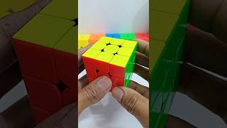 magic trick To solve Rubik's Cube  🔥🔥 #shorts #rubikscube #viral  #cube