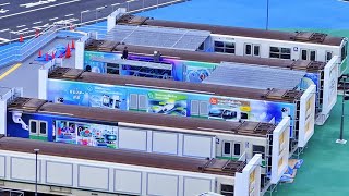 【未来モビリティ体験型テーマパーク / 森ノ宮】2024/12/19　展示されている大阪メトロ中央線20系の車両と車両の間に、日差しや雨避けのような屋根を取り付ける