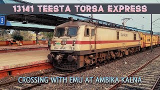 13141 Teesta Torsa Express crossing with EMU at Ambika Kalna